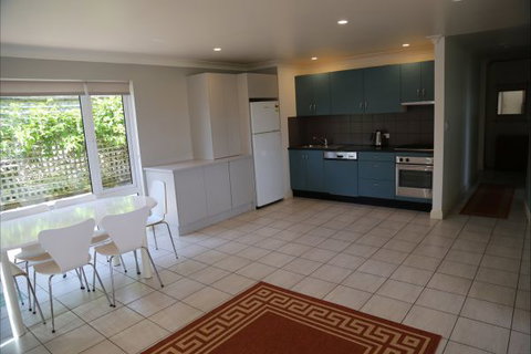 A Beach House Near Manly Two - Tourism TAS 1